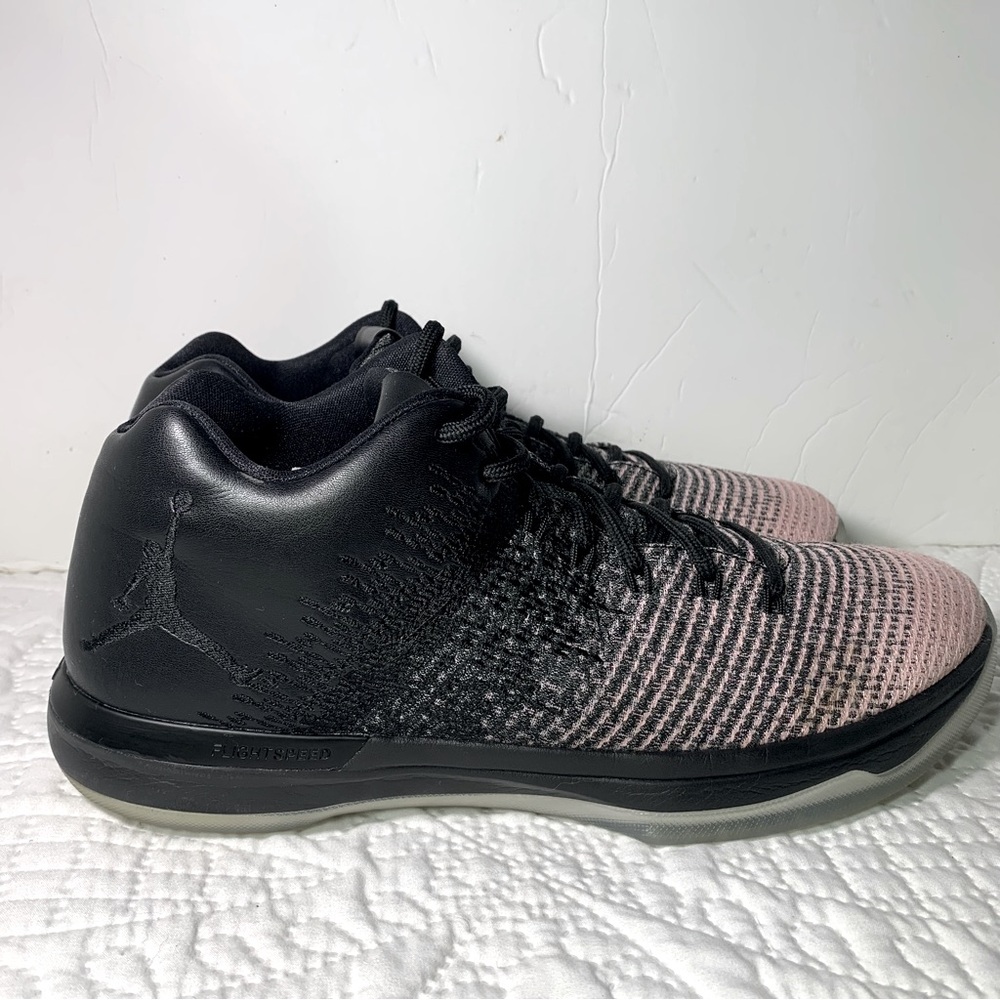 NikeAirJordan31Xxx1LowOreoBlackPink Mens10.5 897564-001 Sneakers